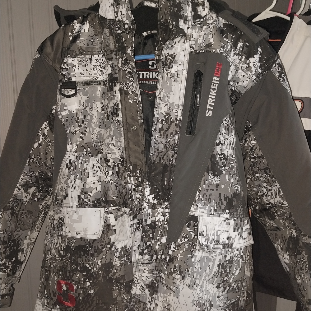 Camo Sureflote Flotation Assist Jacket